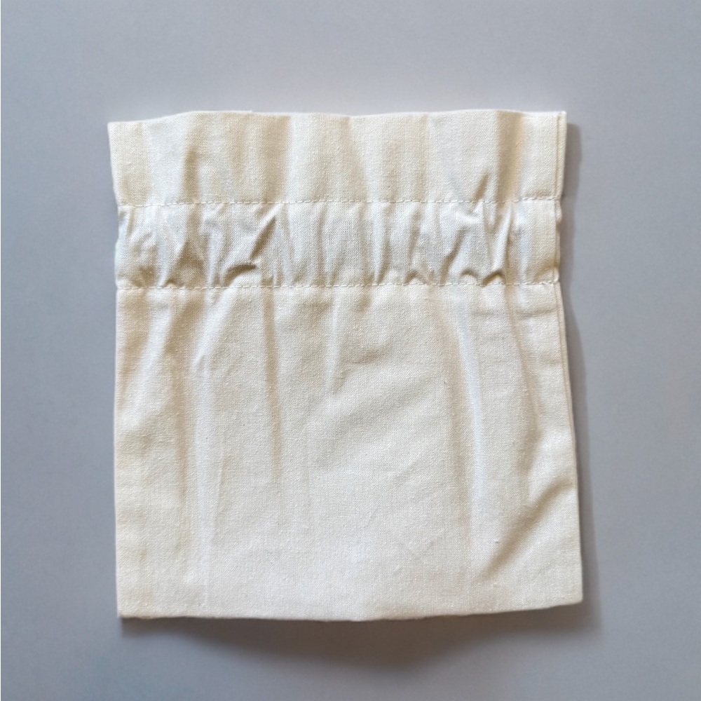 Coach White Canvas Drawstring Dust Bag 8.25" x 7.75" - Picture 3 of 3